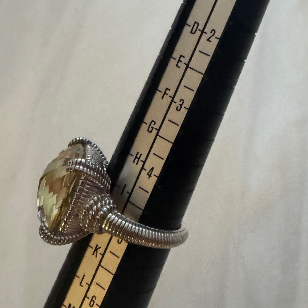Judith Ripka cocktail ring - Picture 7 of 9